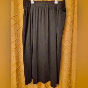 🙊 3/$30 Sophisticated Black Pencil Skirt